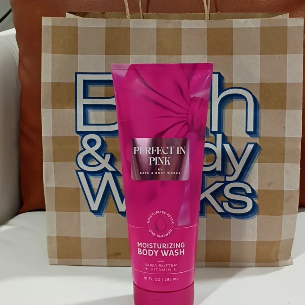Bath & Body Works Perfect in Pink Body Wash